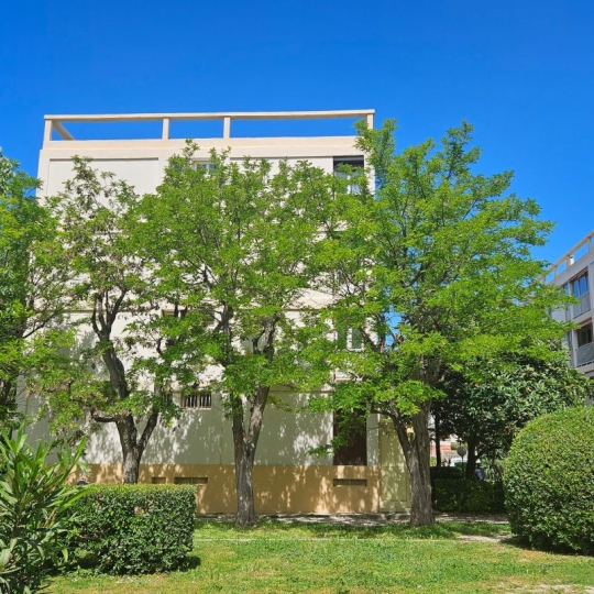  Annonces MARSEILLE 8EME : Appartement | MARSEILLE (13008) | 68 m2 | 239 000 € 