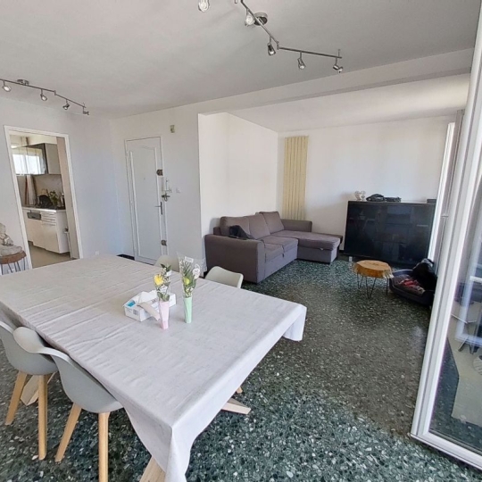  Annonces MARSEILLE 8EME : Appartement | MARSEILLE (13008) | 68 m2 | 239 000 € 