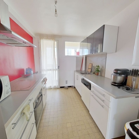  Annonces MARSEILLE 8EME : Appartement | MARSEILLE (13008) | 68 m2 | 239 000 € 